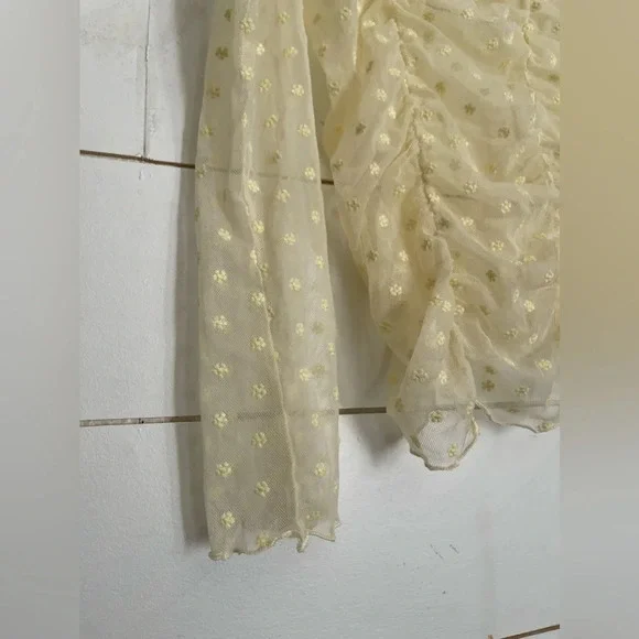 Free people layering mesh top with daisys on it nwot - Picture 3 of 5